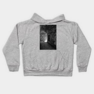 Alleyway in Old Split - B-W Kids Hoodie